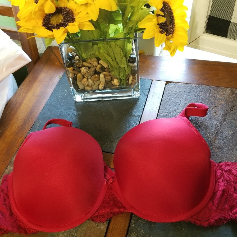 Torrid Push Up Bra W/Underwire in Flaming Red
